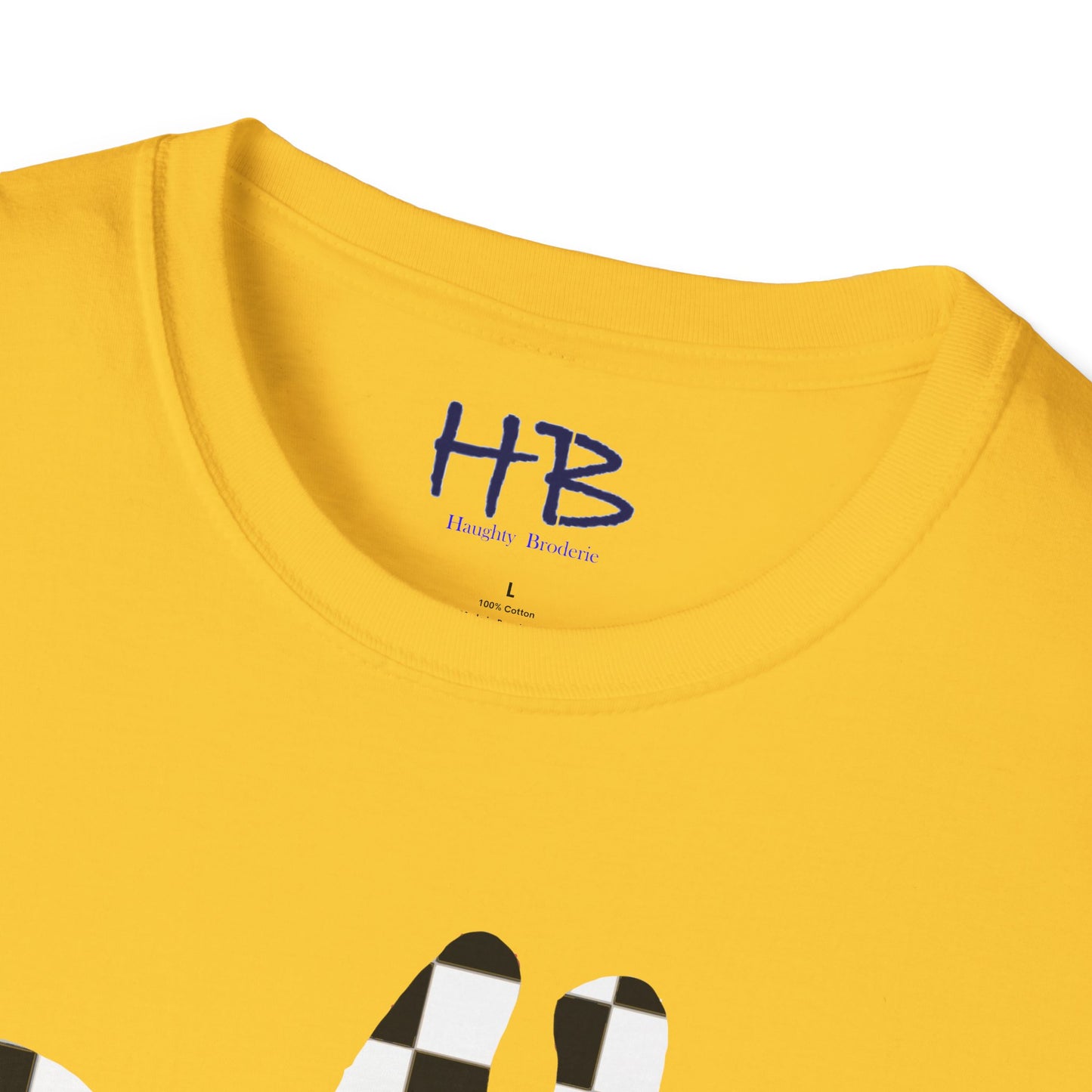 Elevate Your Style with the Majestic Giraffe Design