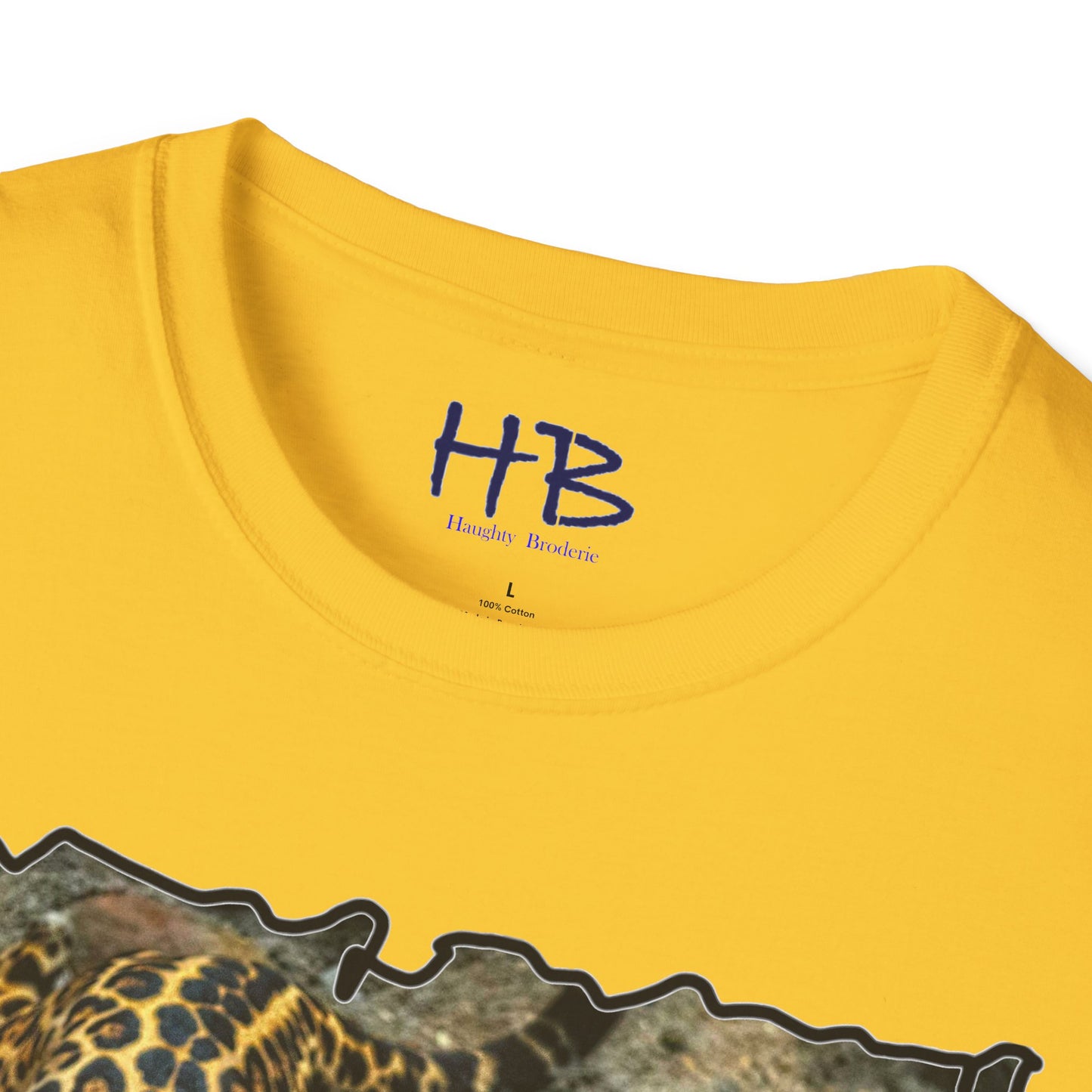 Resolute Feline Prowess Unleashed; Predator's Fierce Ambition in Green Eyes