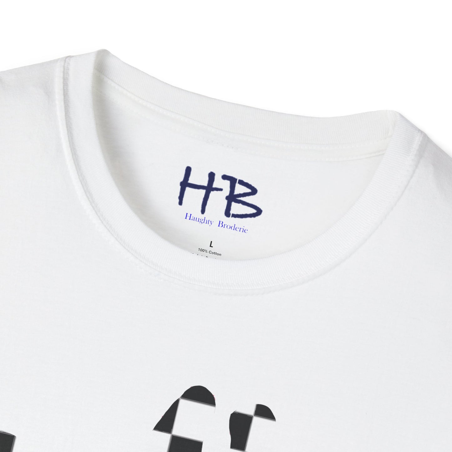 Elevate Your Style with the Majestic Giraffe Design