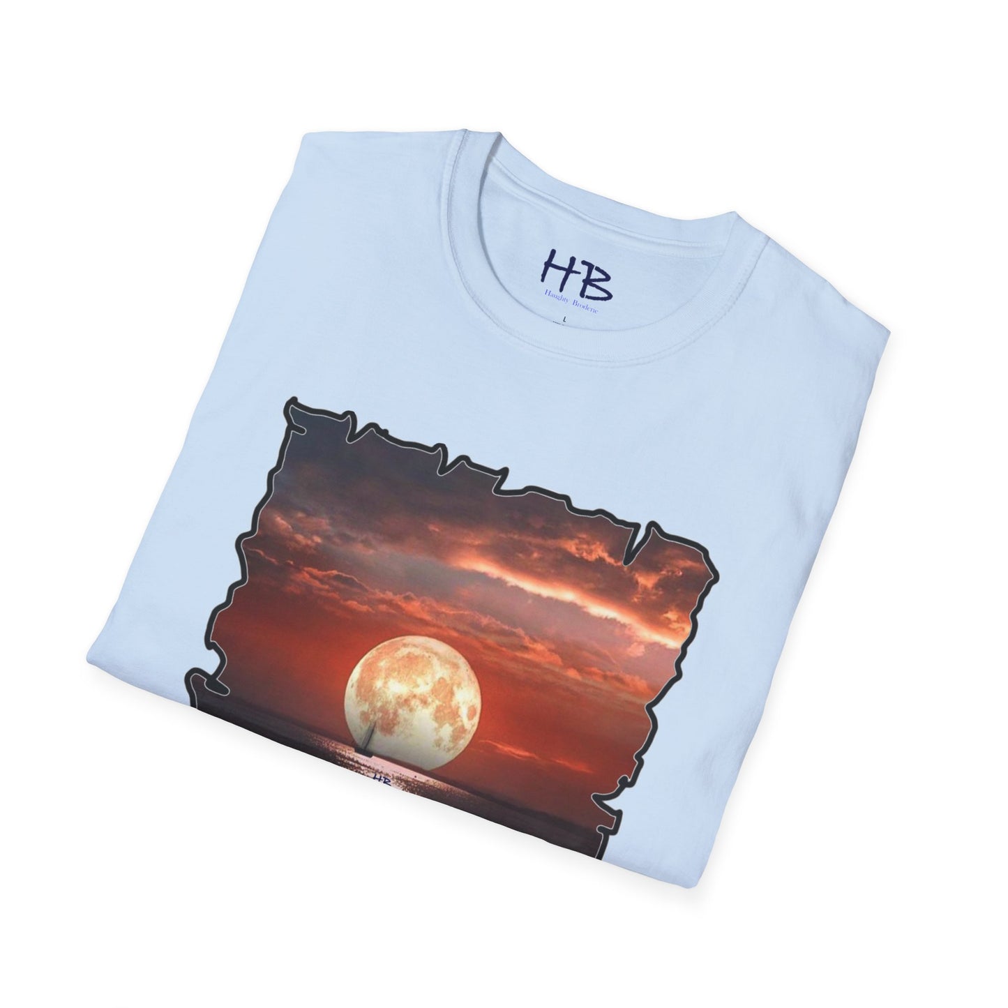 Moon with dark sky vast ocean